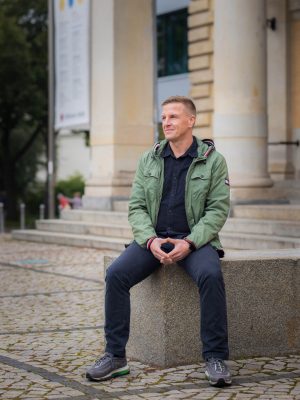 Männerporträt Foto im Outdoorshooting